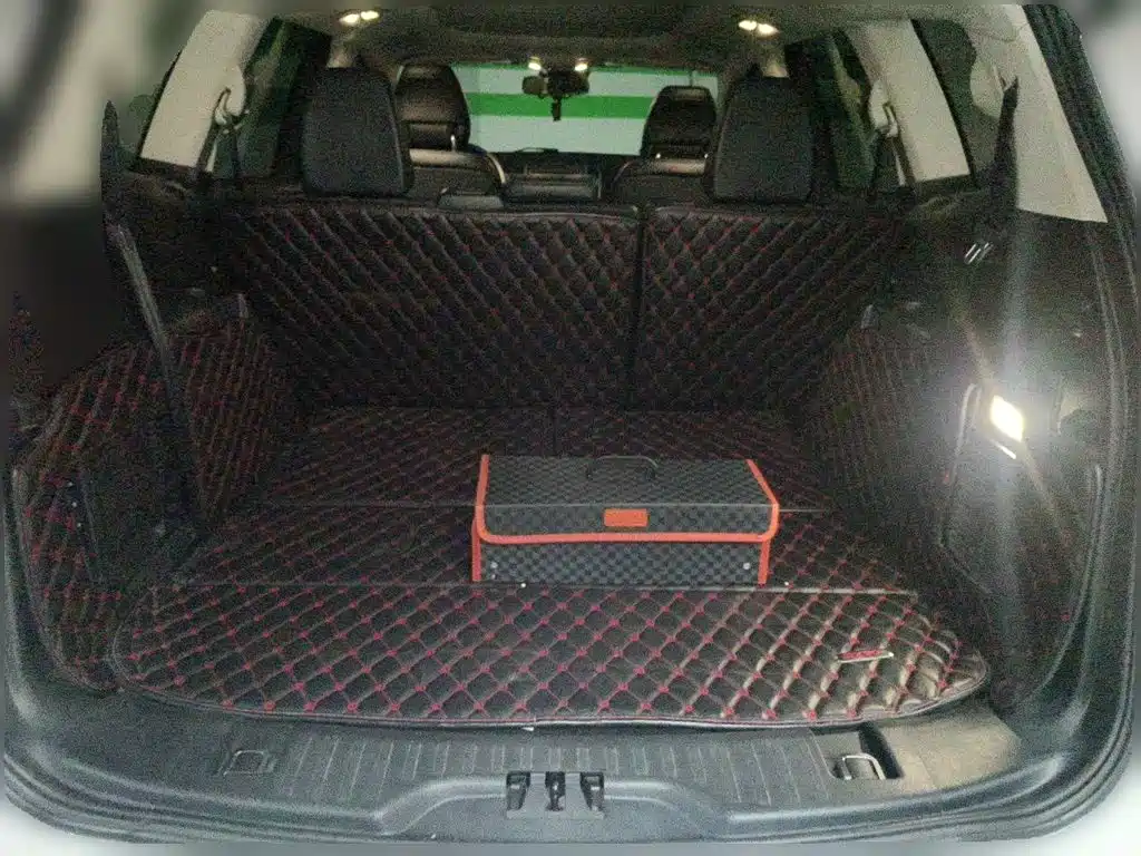 Ford Edge — миниатюра 15