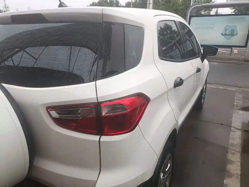 Ford Ecosport — миниатюра 7