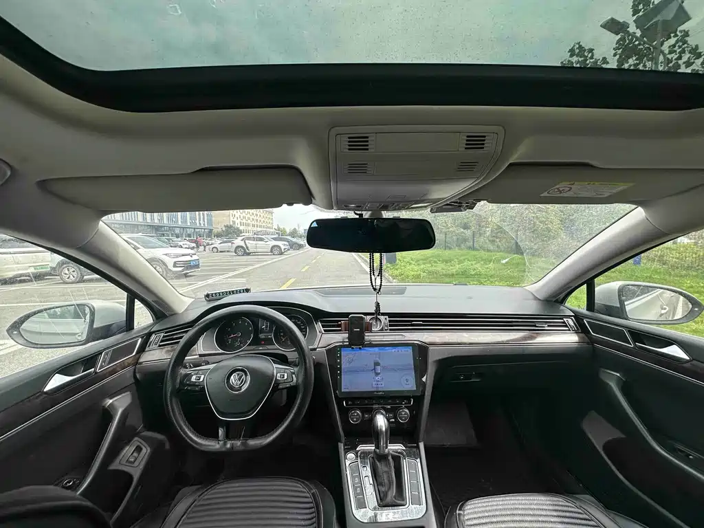 Volkswagen Magotan — миниатюра 6