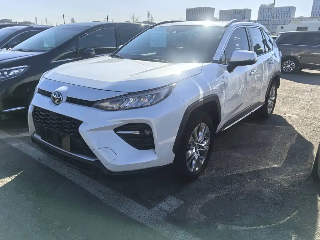 Купить Toyota Wildlander
