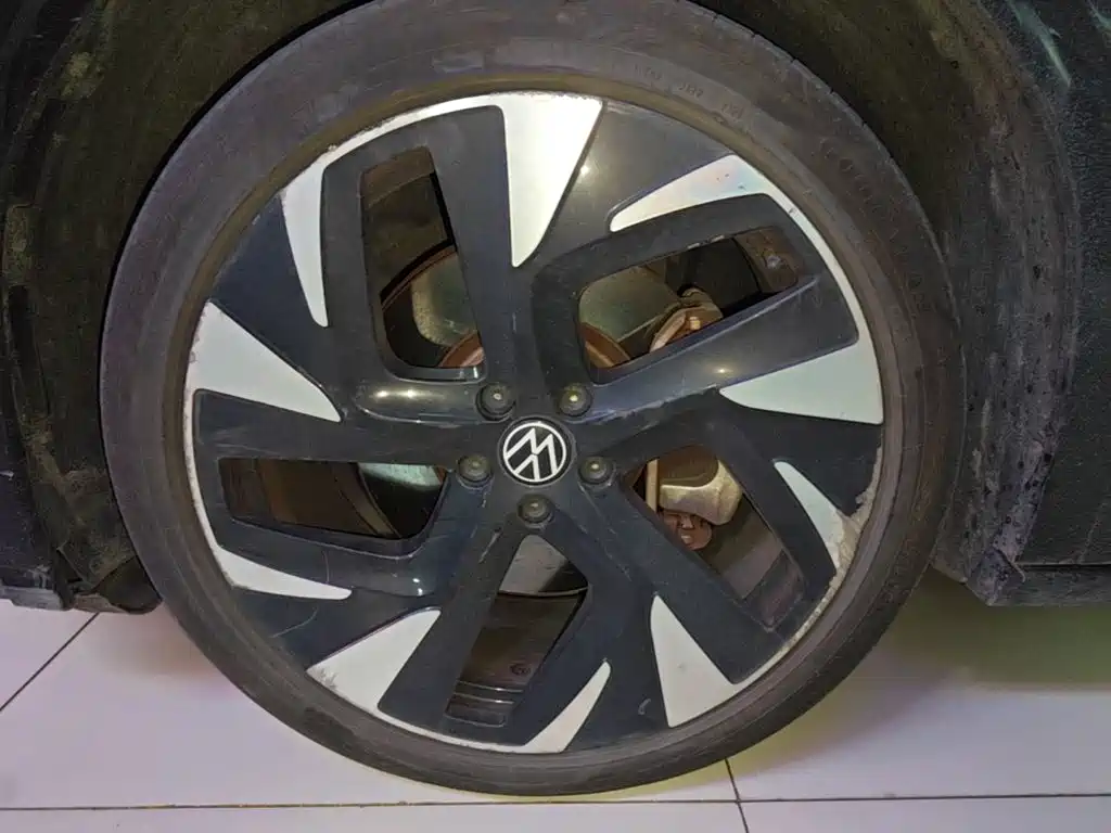 Volkswagen ID.6 Crozz — миниатюра 23