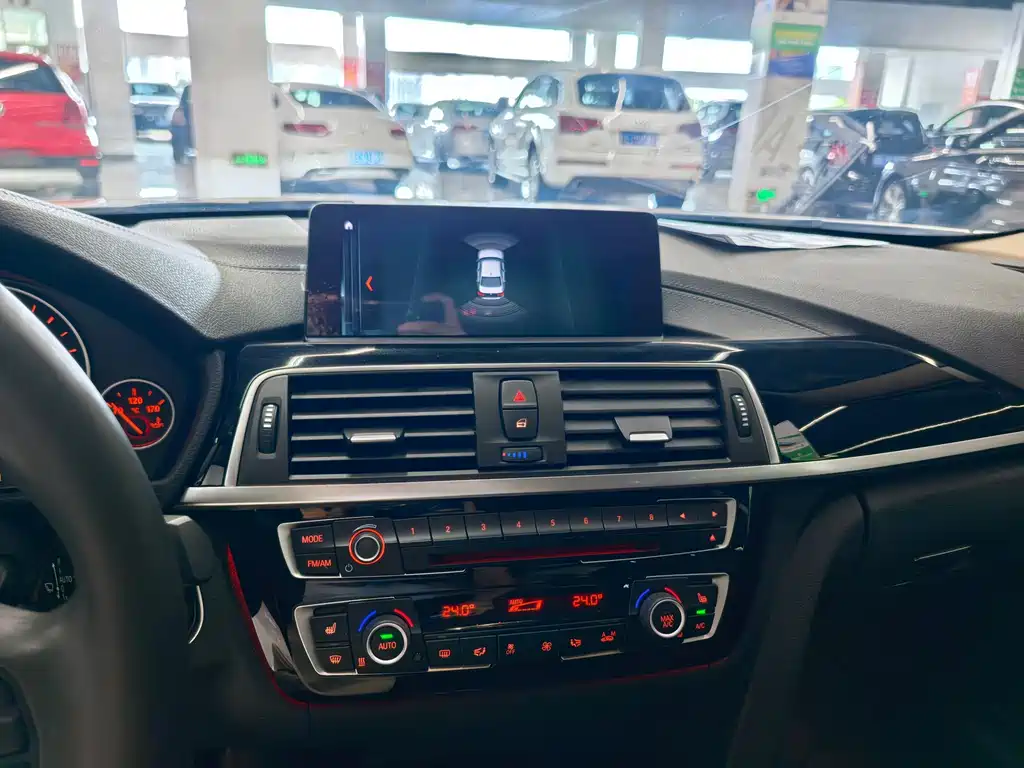BMW 3 Series — миниатюра 12