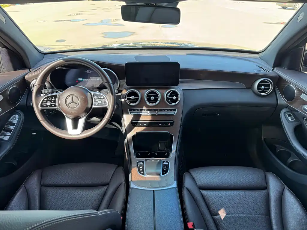 Mercedes-Benz GLC — миниатюра 9