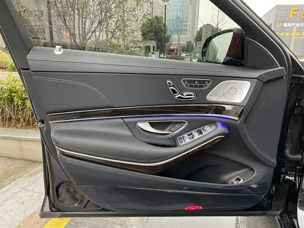 MERCEDES-BENZ MAYBACH S CLASS