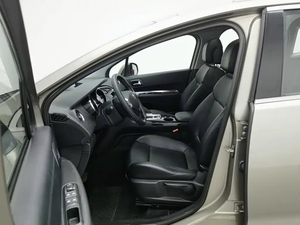 Peugeot 3008 — миниатюра 10