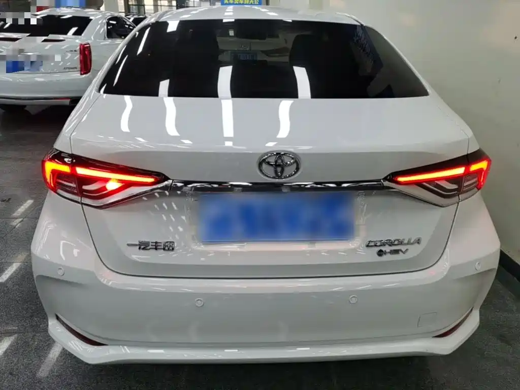 Toyota Corolla — миниатюра 6