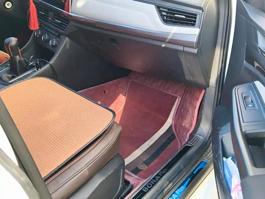 Volkswagen Bora — миниатюра 8