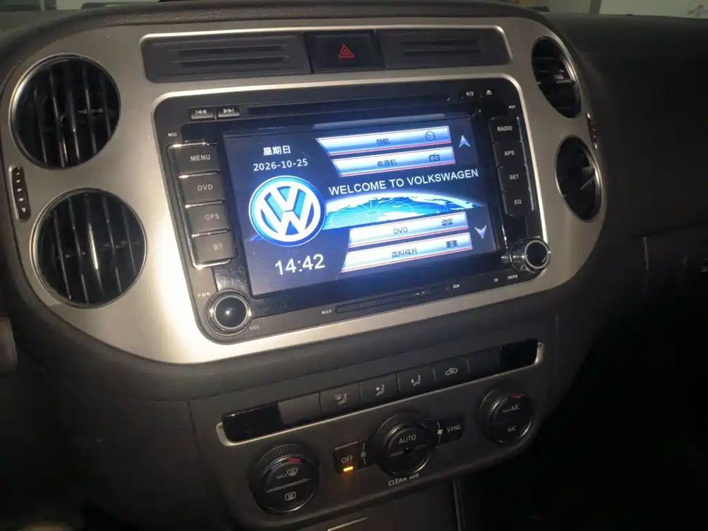 Volkswagen Tiguan — миниатюра 9