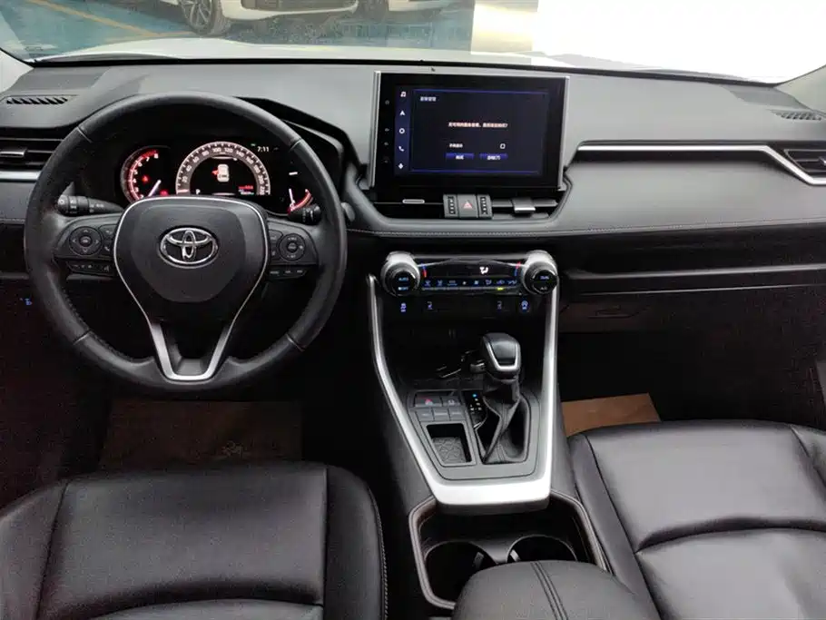 TOYOTA RAV4 RONGFANG