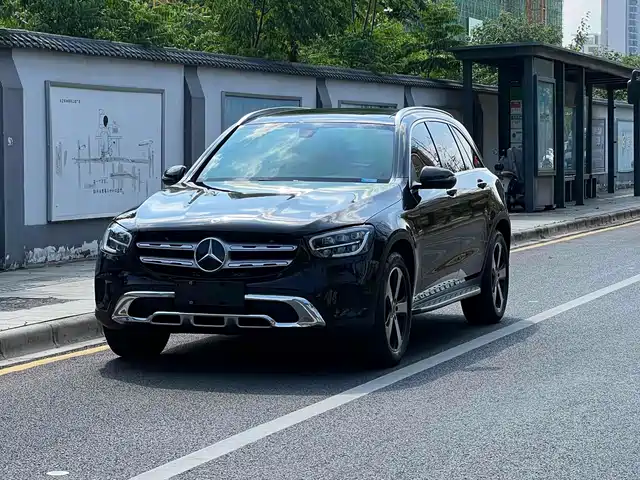 MERCEDES-BENZ  GLC