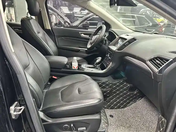 Ford Edge — миниатюра 4