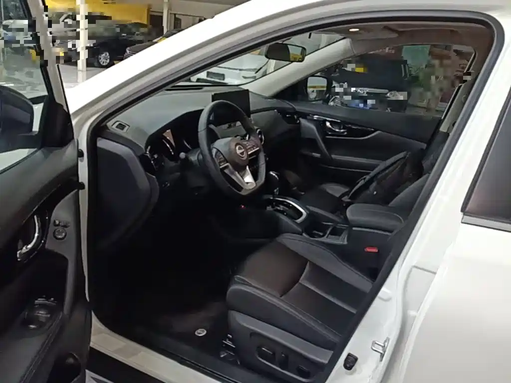 Nissan X-Trail — миниатюра 16