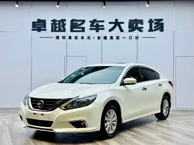 NISSAN TEANA 2017