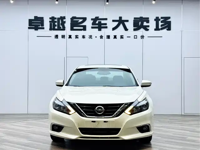 NISSAN TEANA 2017