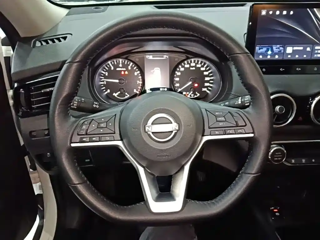 Nissan X-Trail — миниатюра 11