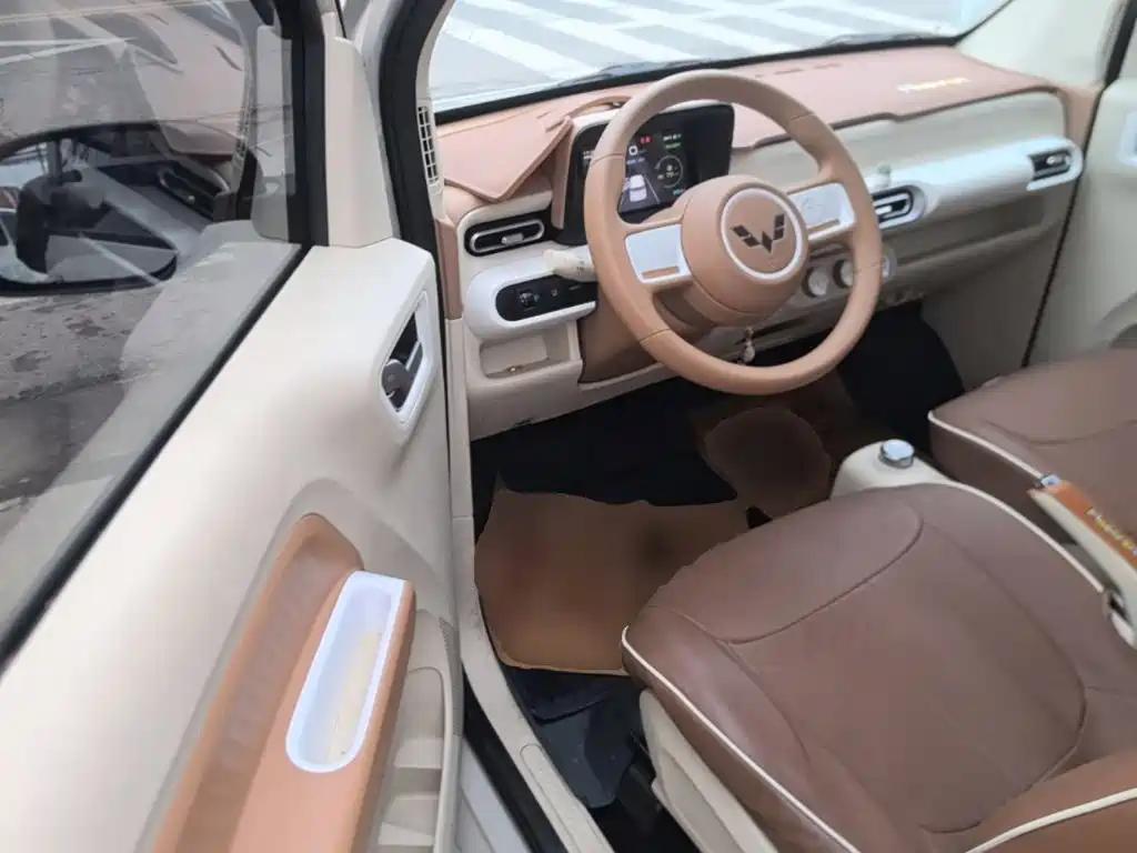 Wuling MINIEV — миниатюра 16