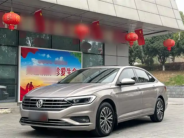 VOLKSWAGEN SAGITAR 2020