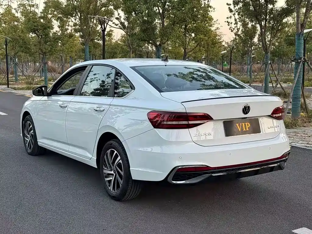 Volkswagen Lavida — миниатюра 8