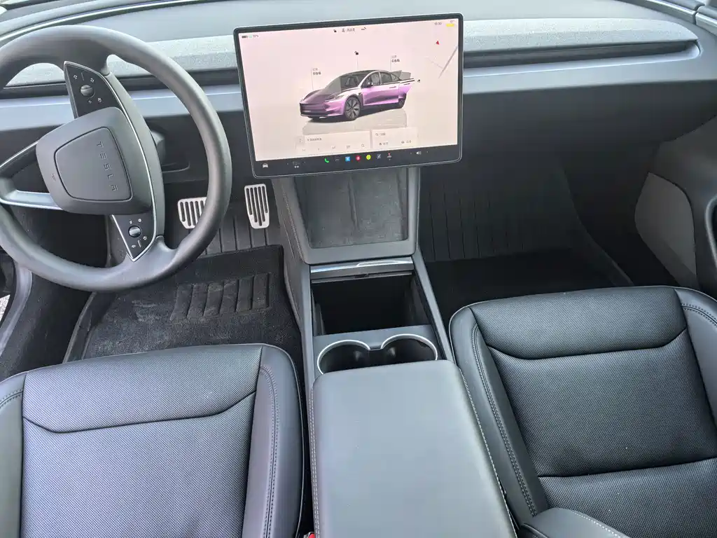 Tesla Model 3 — миниатюра 5