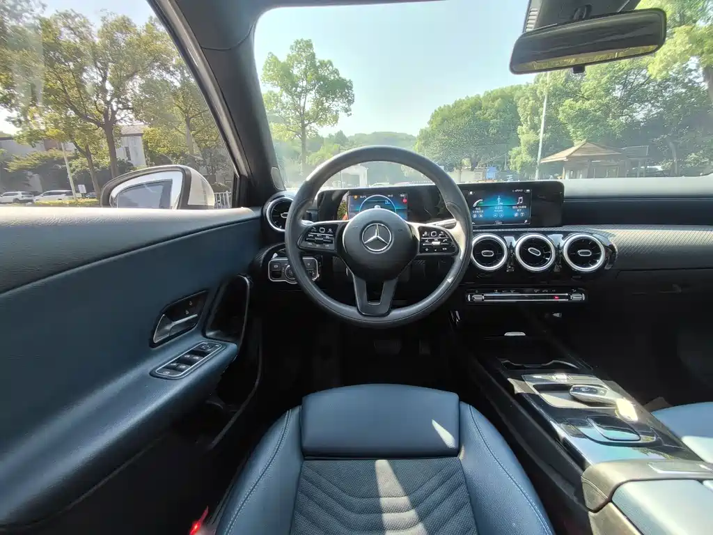 MERCEDES-BENZ A CLASS