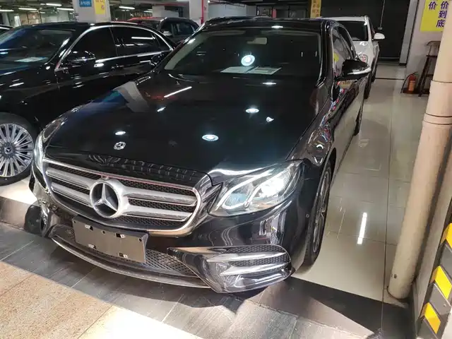 MERCEDES-BENZ  E CLASS