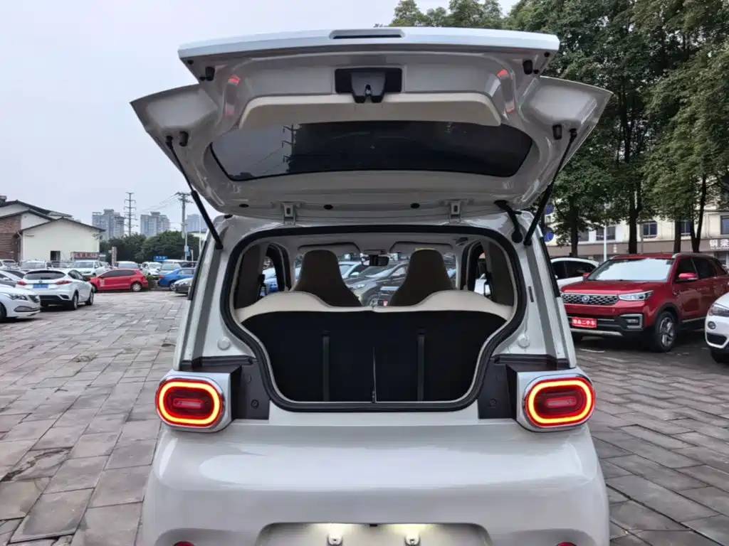 Wuling MINIEV — миниатюра 19