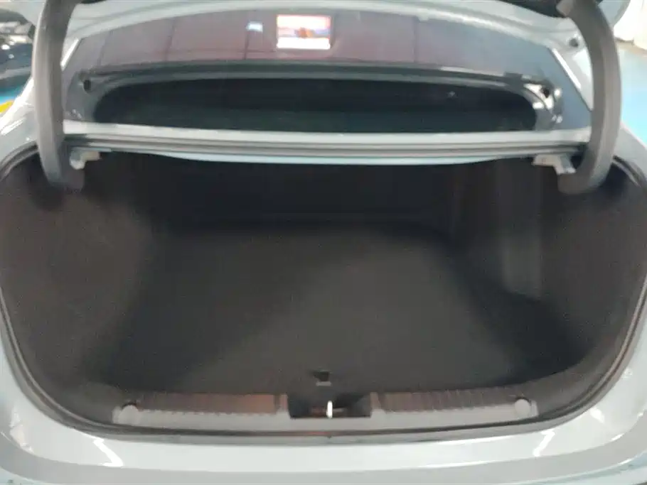 GEELY GALAXY GALAXY L6