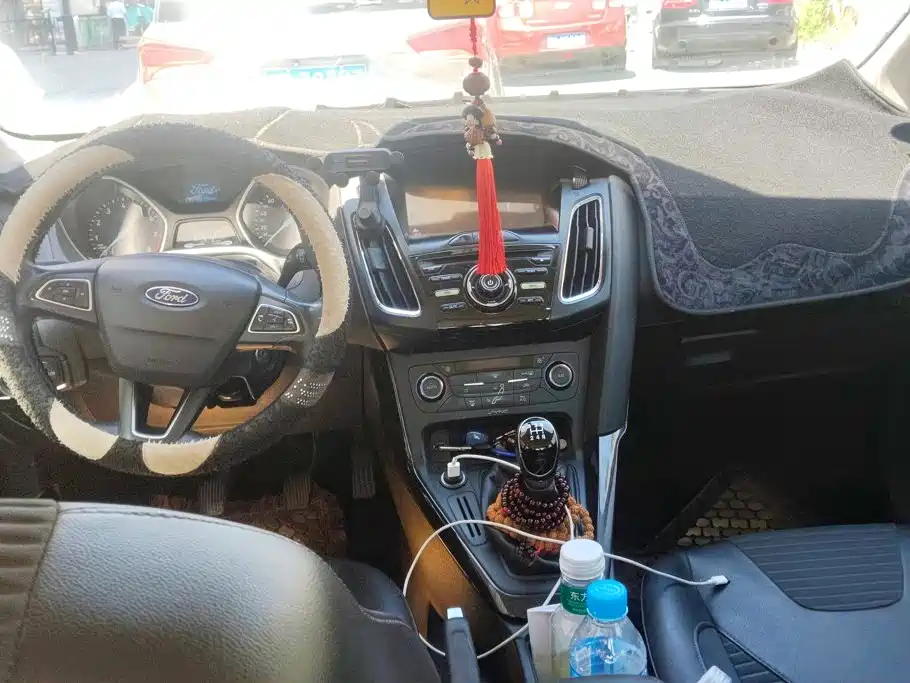Ford Focus — миниатюра 12