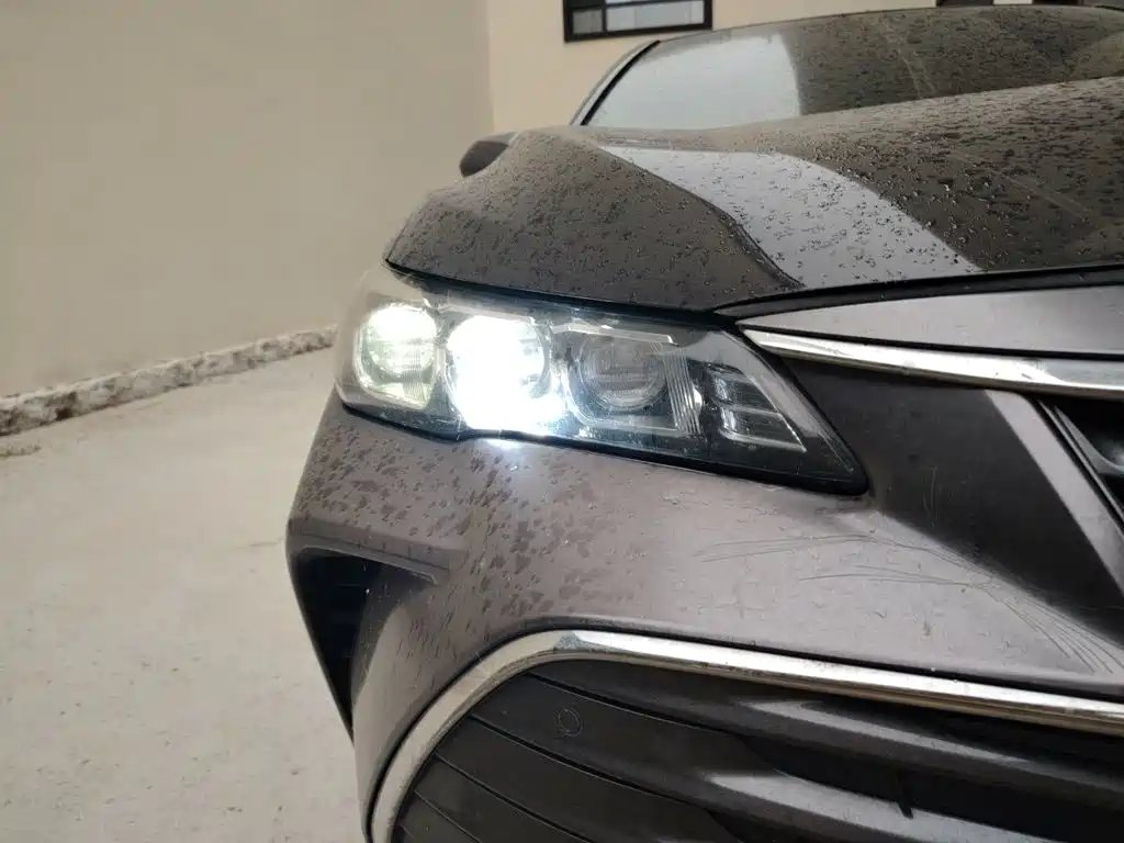 Toyota Avalon — миниатюра 7