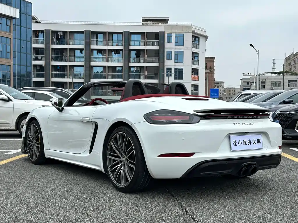 Porsche 718 2016 Boxster 2.0T
