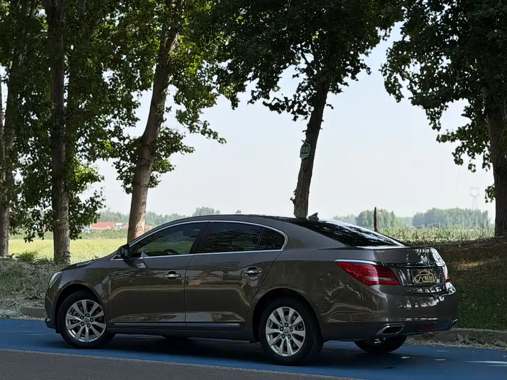 Buick LaCrosse 2013 2.4L SIDI Elite Comfort