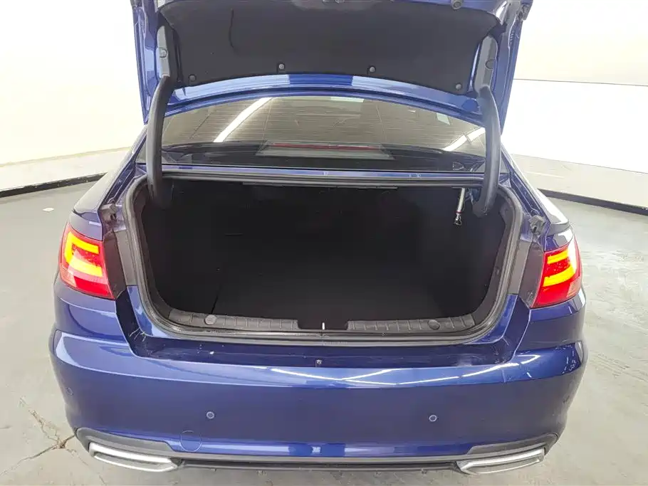 GEELY AUTOMOBILE EMGRAND GL