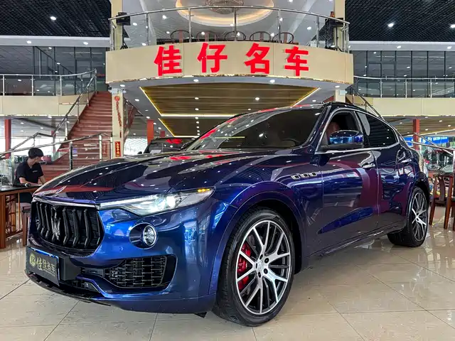 MASERATI LEVANTE 2017
