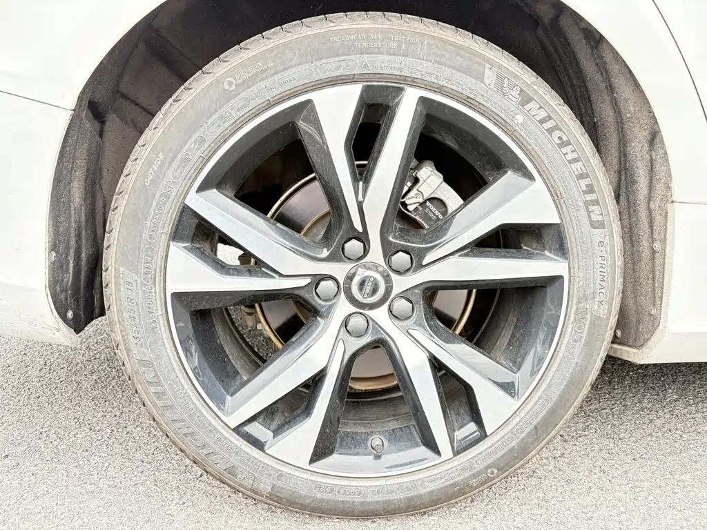 Volvo S60 — миниатюра 13