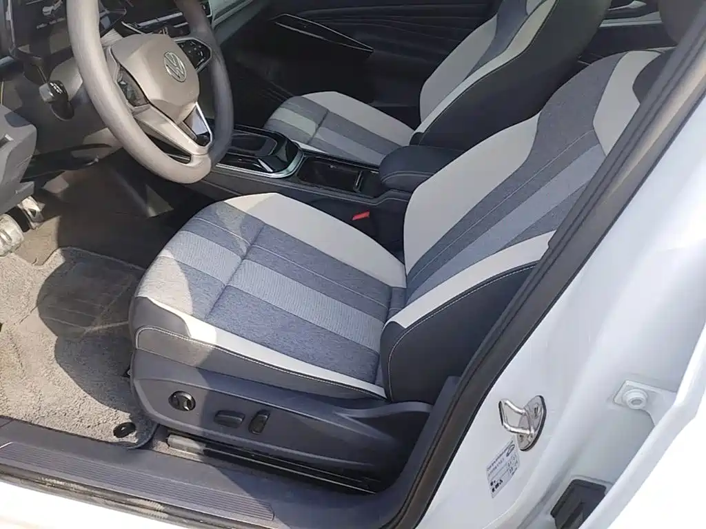Volkswagen ID.4 Crozz — миниатюра 15