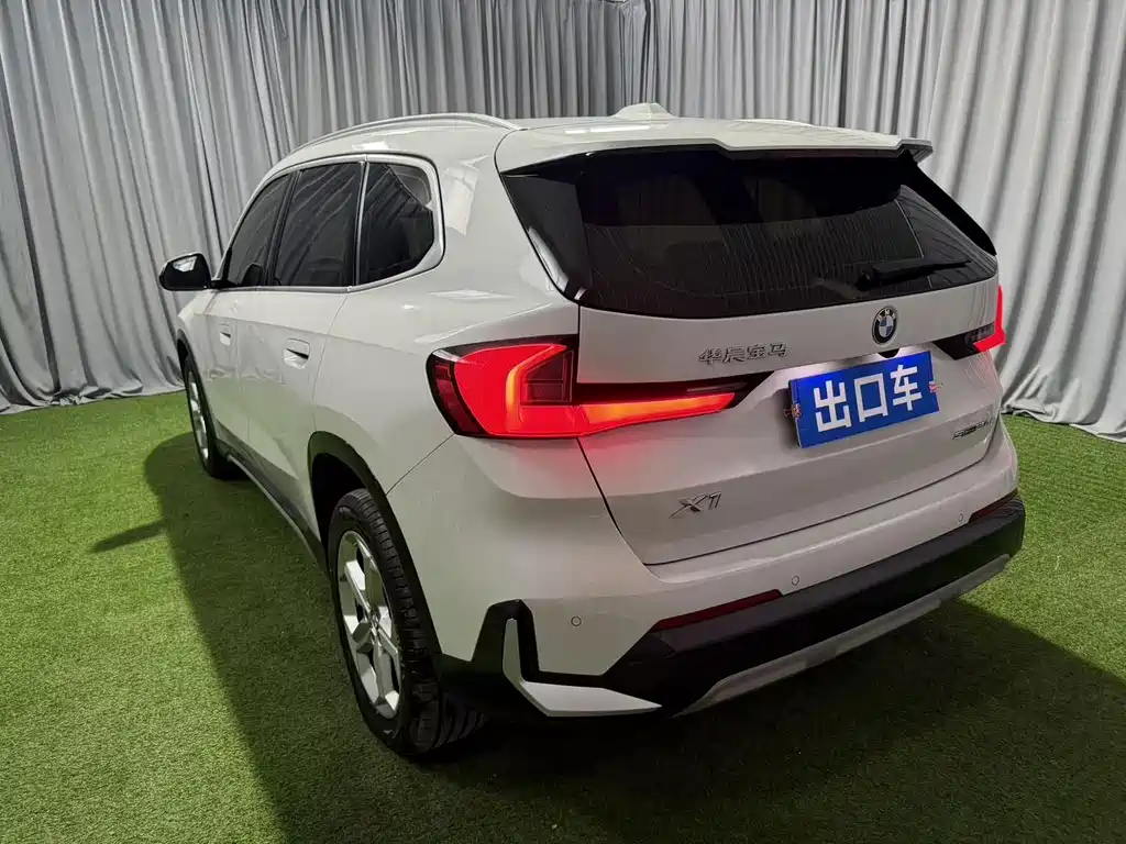 BMW X1 — миниатюра 5