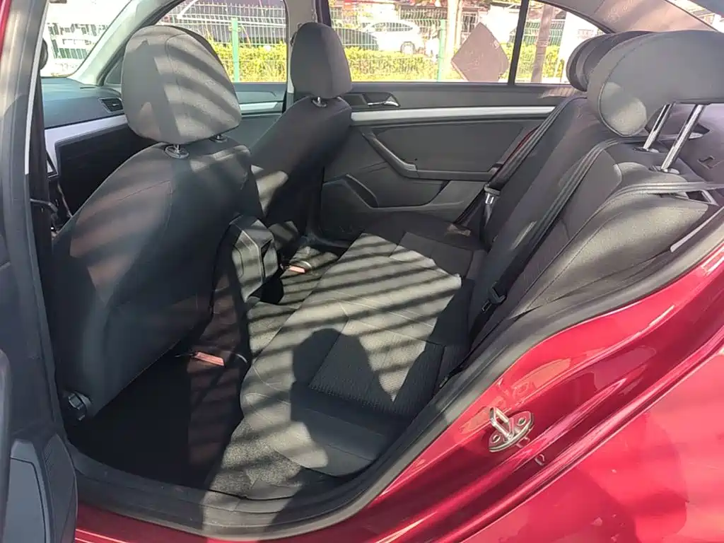 Volkswagen Lavida — миниатюра 17