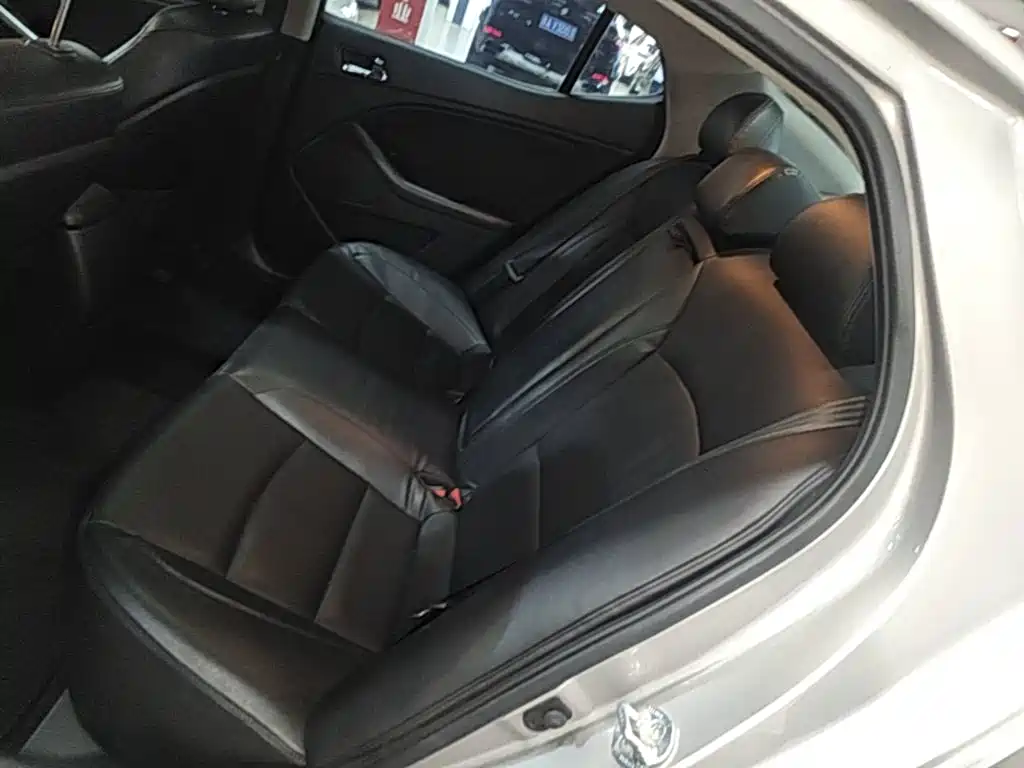 Kia K5 — миниатюра 17
