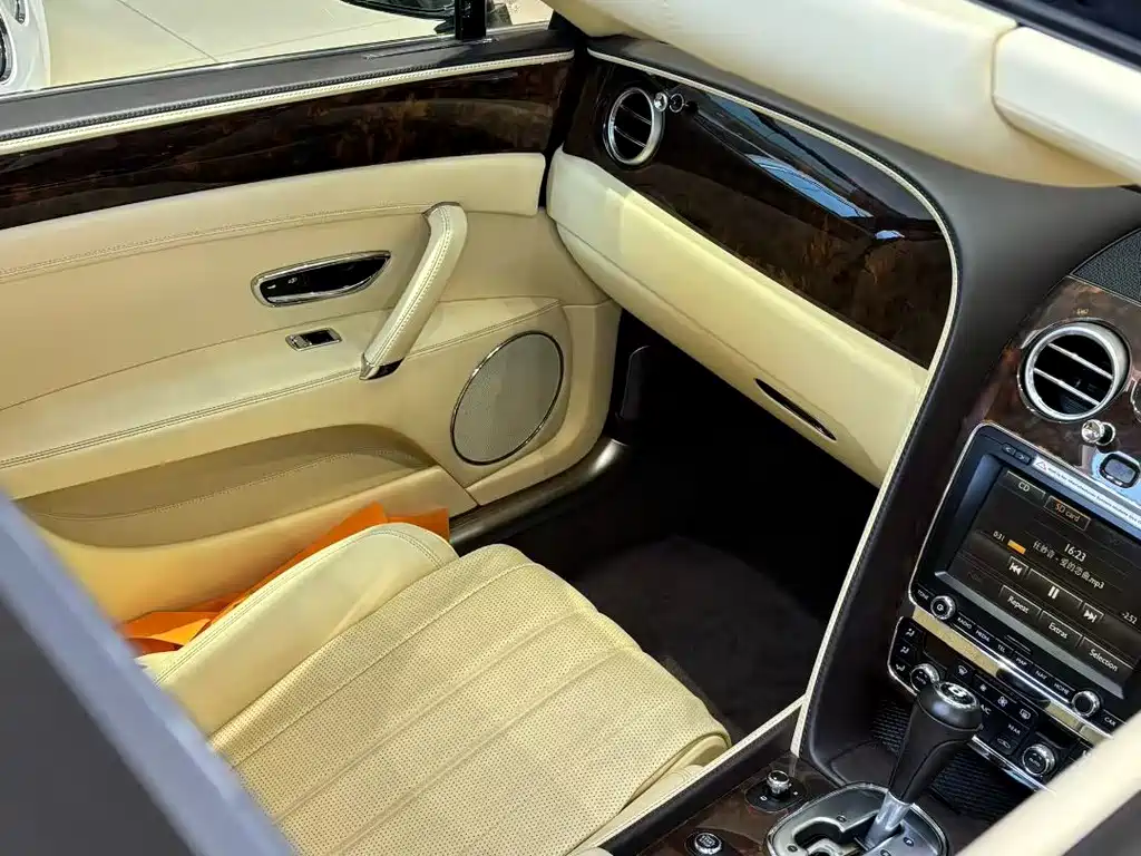 Bentley Flying Spur 2013 6.0T W12 Mulliner