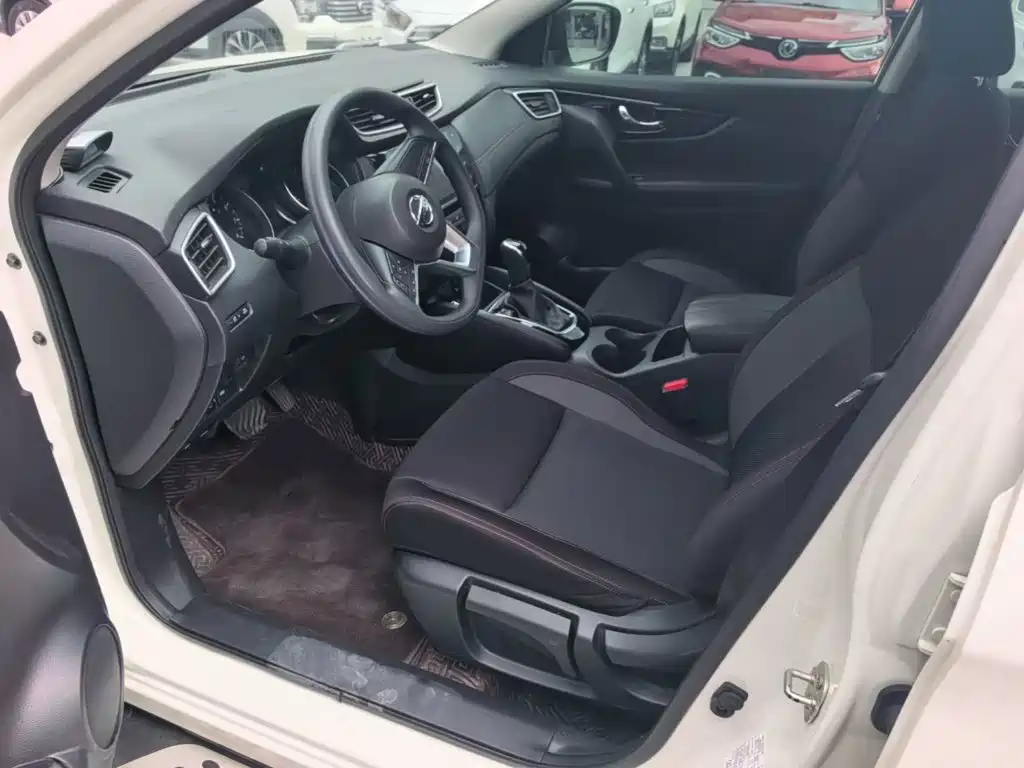 Nissan Qashqai — миниатюра 15