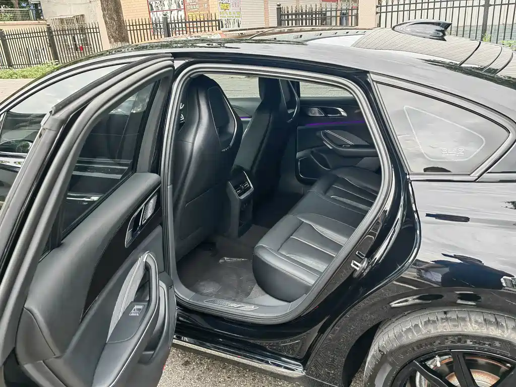 Hongqi Hongqi H6 — миниатюра 8