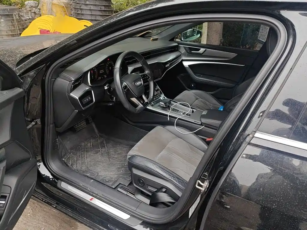 Audi A6L — миниатюра 12