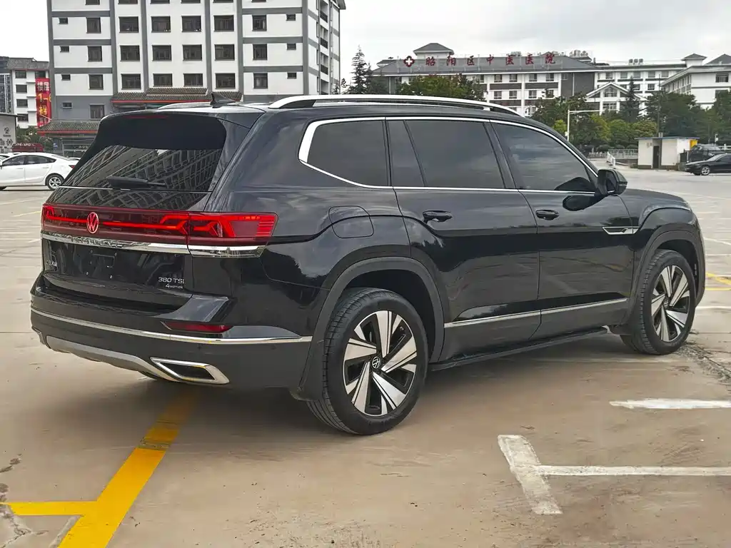 Volkswagen Teramont — миниатюра 9