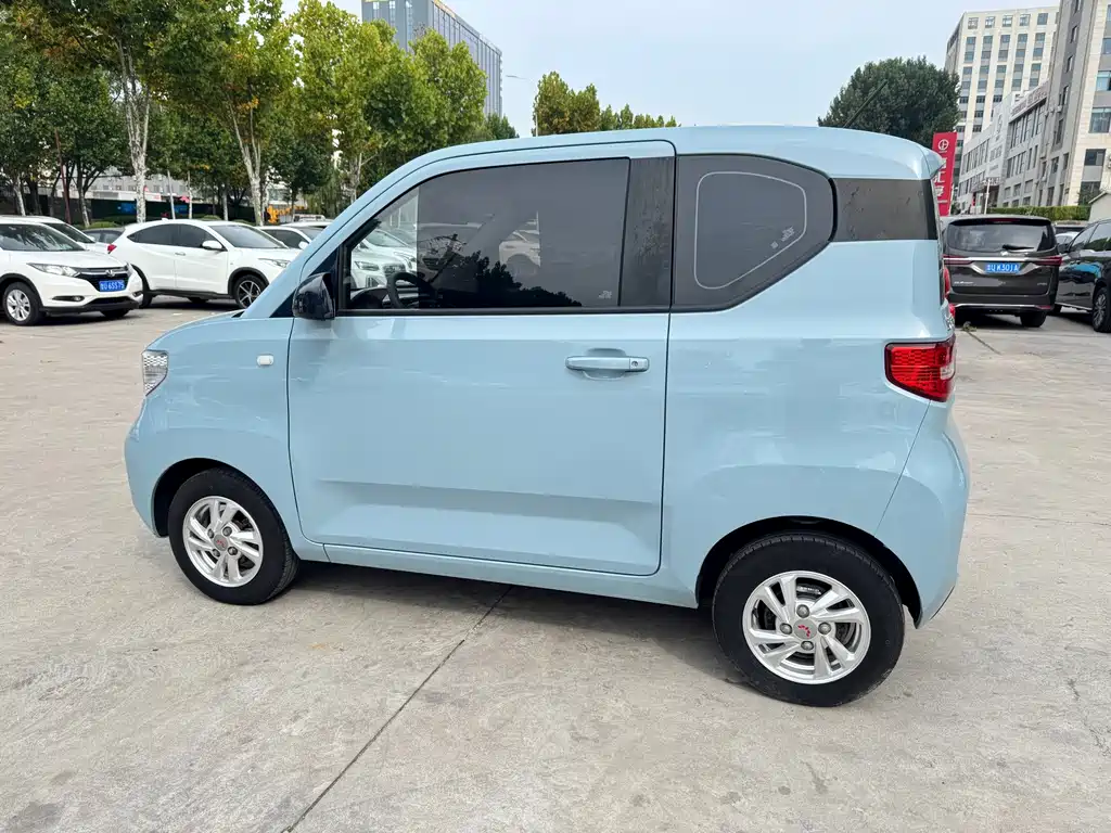 Wuling MINIEV — миниатюра 5