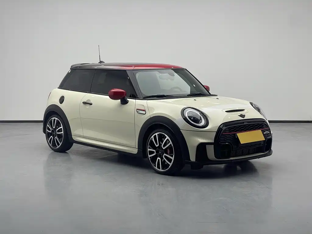 Mini JCW 2023 2.0T JOHN COOPER WORKS Pat Moss