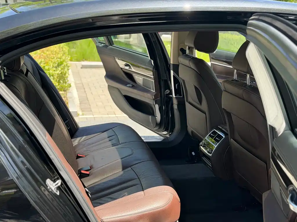 BMW 7 Series — фотографии объявления, Фото 11