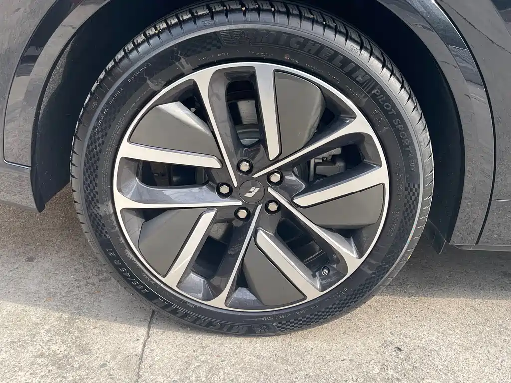 Li Auto Li L9 — миниатюра 14