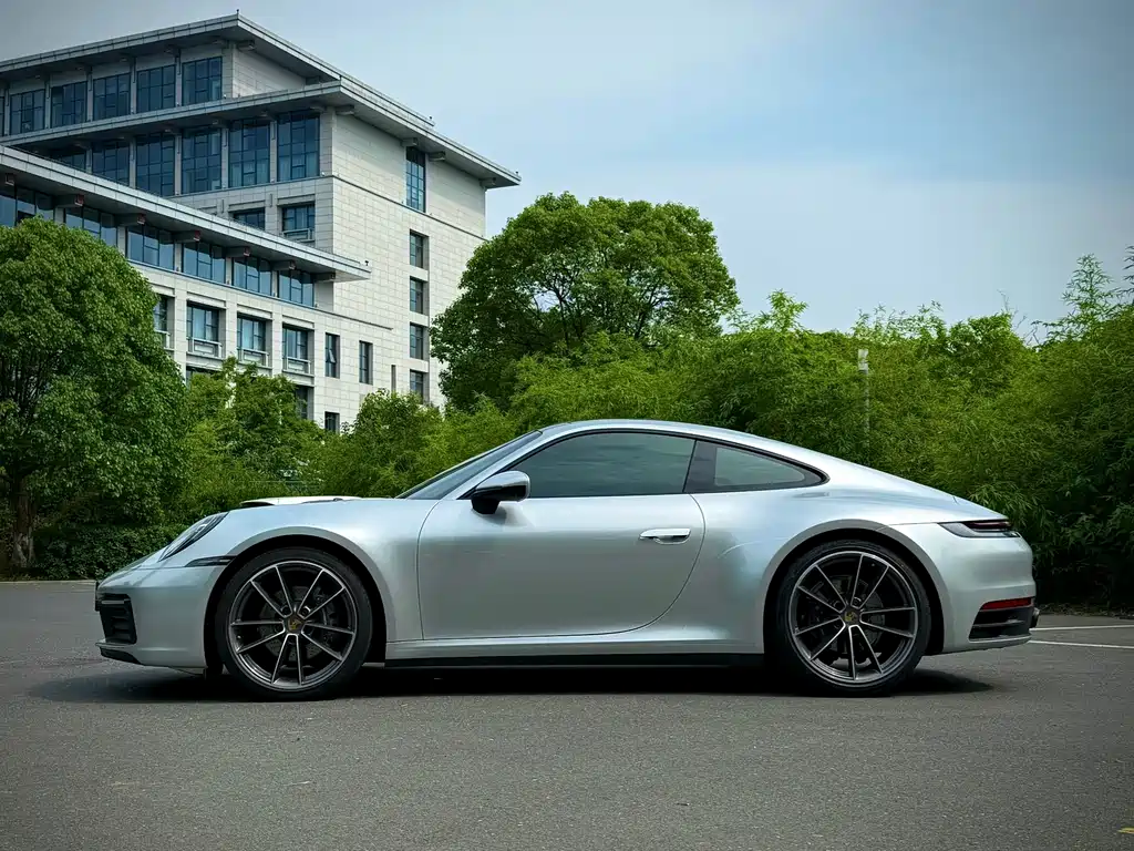 Porsche 911 2020 Carrera 3.0T
