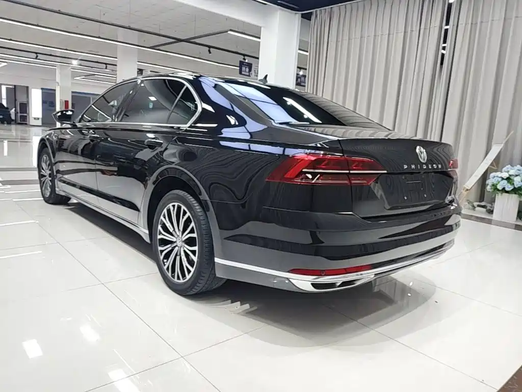 Volkswagen Phideon — миниатюра 5