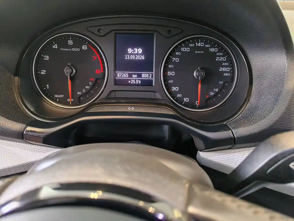 Audi Q2L — миниатюра 4